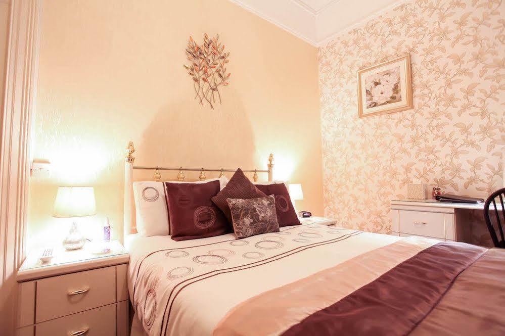 Harmony Bed And Breakfast Торки Екстериор снимка
