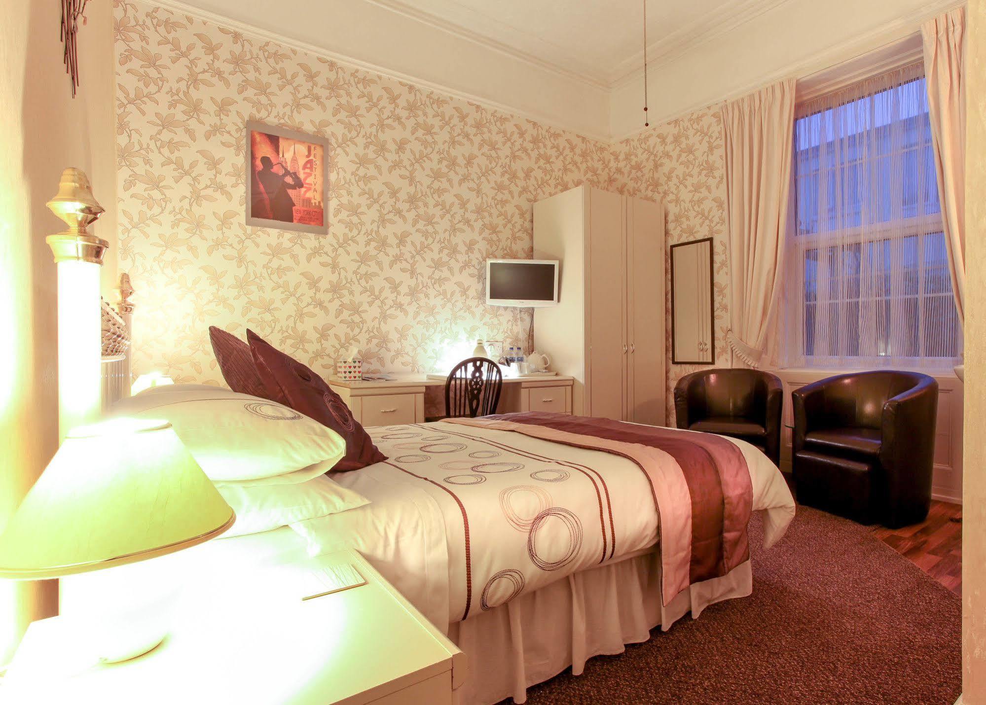 Harmony Bed And Breakfast Торки Екстериор снимка